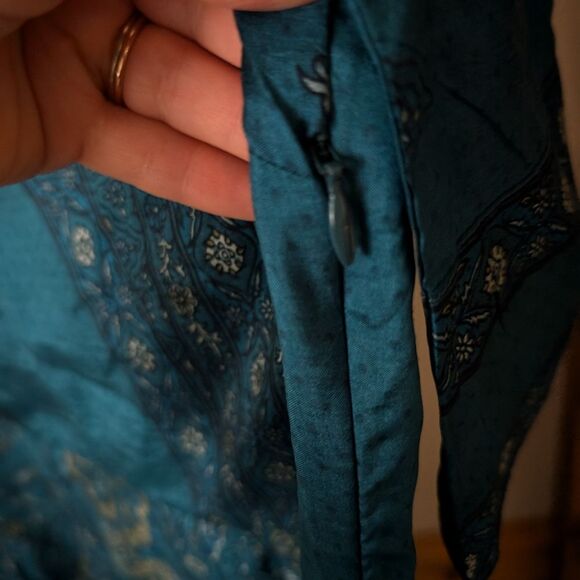 Ritu Kumar 100% Silk Paisley Floral Indian Blue Dress Size Large - Picture 5 of 10